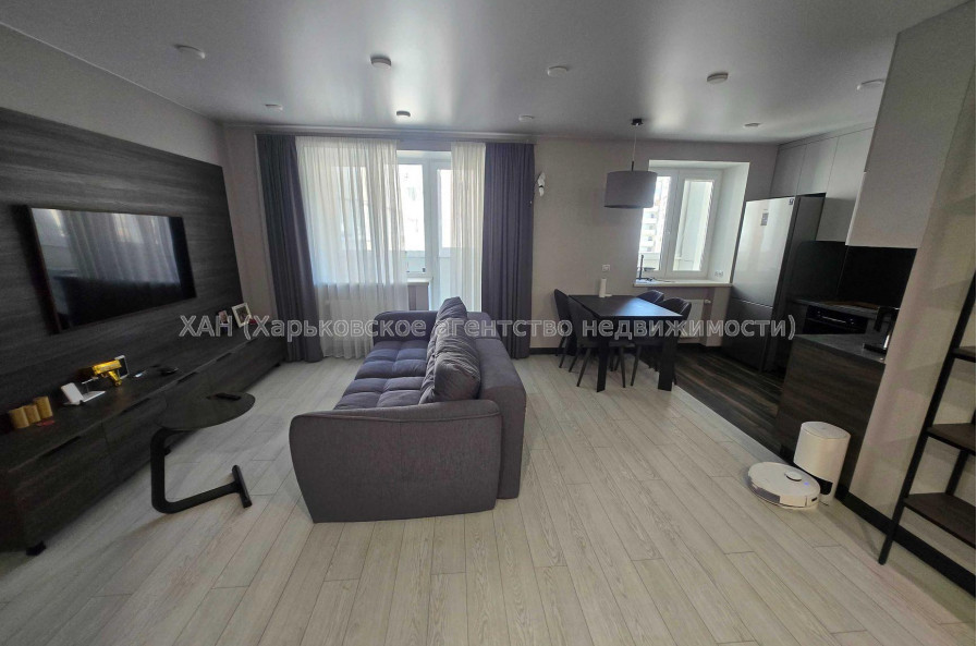 Продам квартиру, Победы просп. , 1 кім., 60 м², авторский дизайн 