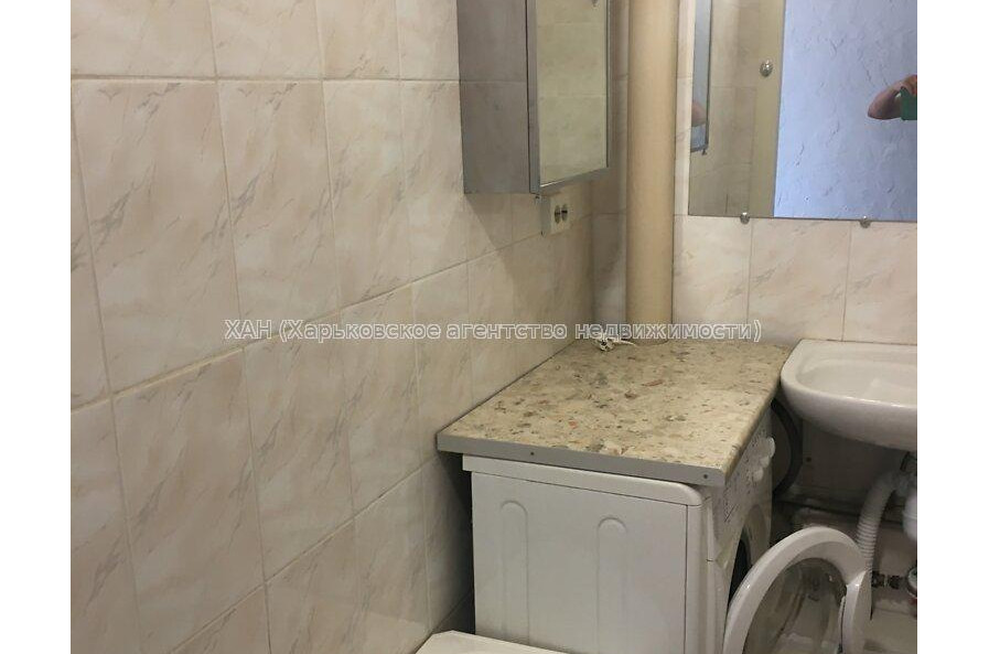Продам квартиру, Клочковская ул. , 2 кім., 53 м², косметический ремонт 