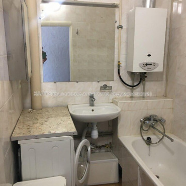 Продам квартиру, Клочковская ул. , 2 кім., 53 м², косметический ремонт 