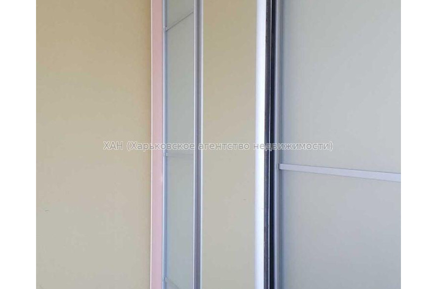Продам квартиру, Алчевских ул. , 3 кім., 63 м², капитальный ремонт 