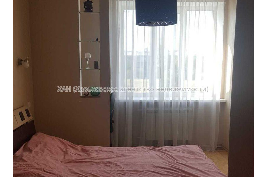 Продам квартиру, Алчевских ул. , 3 кім., 63 м², капитальный ремонт 