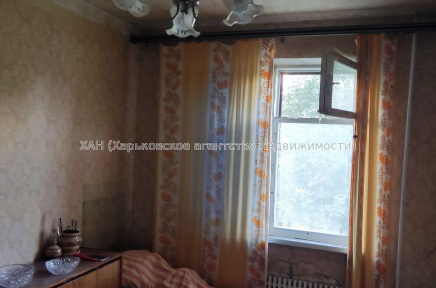 Продам квартиру, Победы просп. , 3  ком., 67 м², советский ремонт 