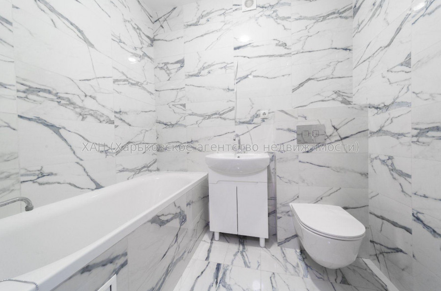 Продам квартиру, Заливная ул. , 1  ком., 42 м², евроремонт 
