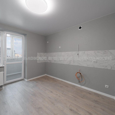 Продам квартиру, Заливная ул. , 1  ком., 42 м², евроремонт 