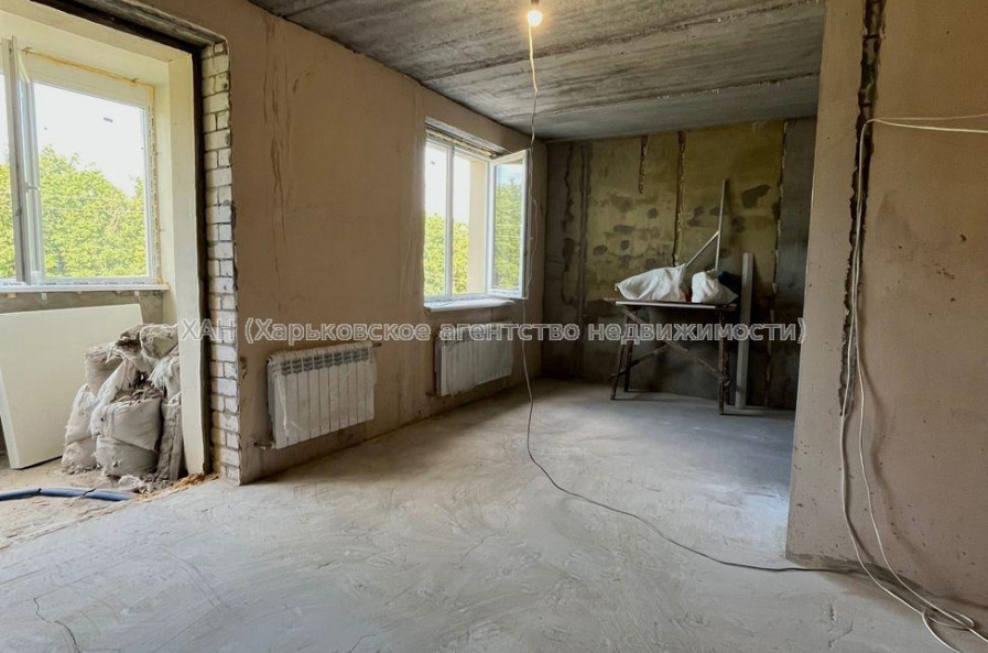 Продам квартиру, Победы просп. , 1 кім., 43 м², без ремонта 