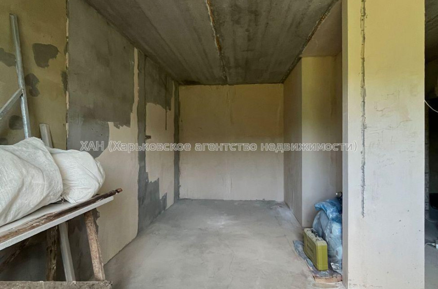 Продам квартиру, Победы просп. , 1 кім., 43 м², без ремонта 