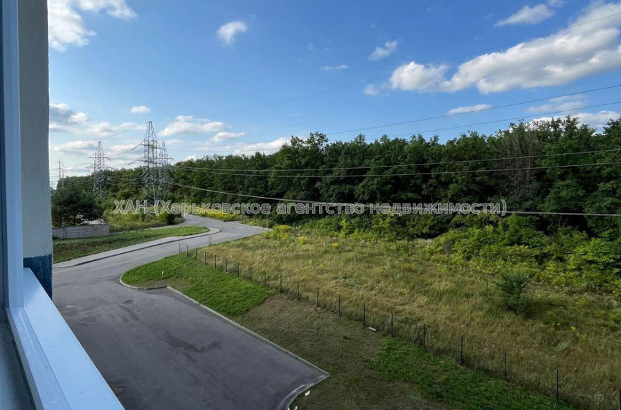 Продам квартиру, Победы просп. , 1 кім., 43 м², без ремонта 