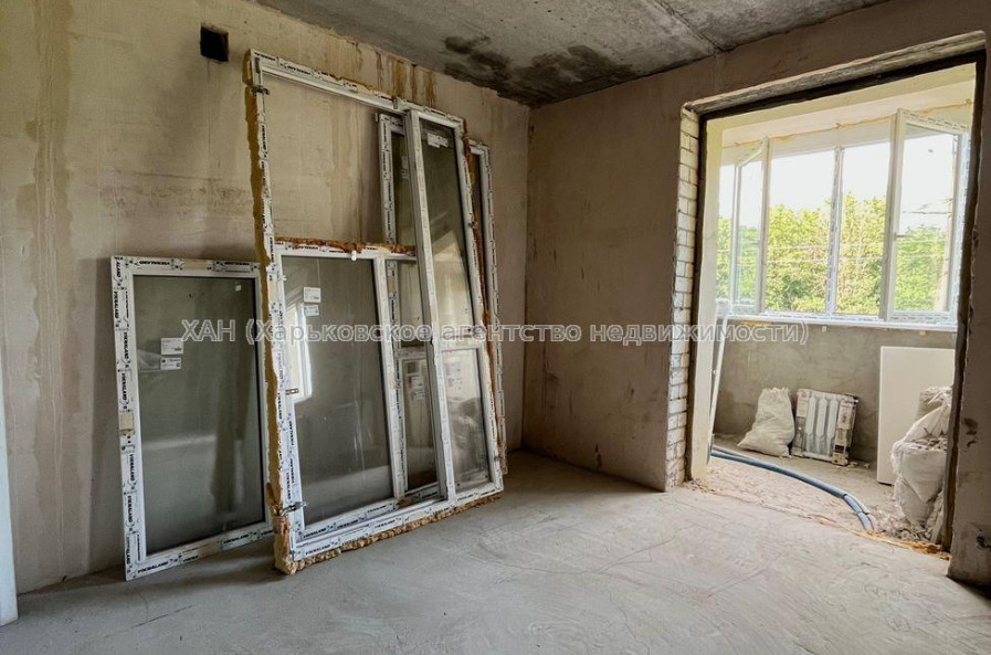 Продам квартиру, Победы просп. , 1 кім., 43 м², без ремонта 