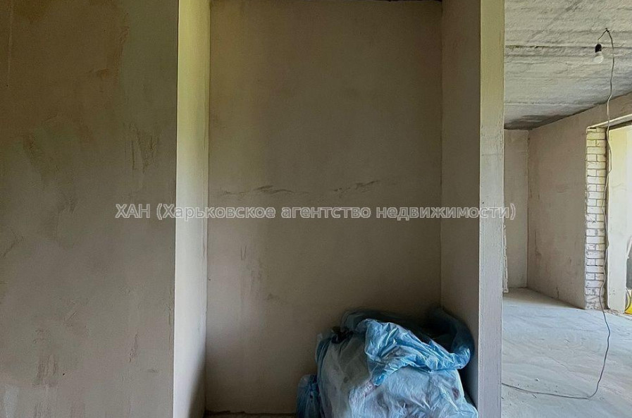 Продам квартиру, Победы просп. , 1 кім., 43 м², без ремонта 