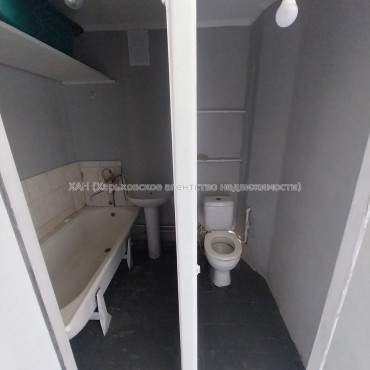 Продам квартиру, Гвардейцев Широнинцев ул. , 2 кім., 45 м², косметический ремонт 