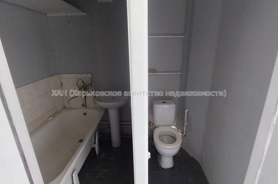 Продам квартиру, Гвардейцев Широнинцев ул. , 2 кім., 45 м², косметический ремонт 