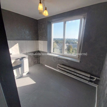 Продам квартиру, Гвардейцев Широнинцев ул. , 2 кім., 45 м², косметический ремонт 