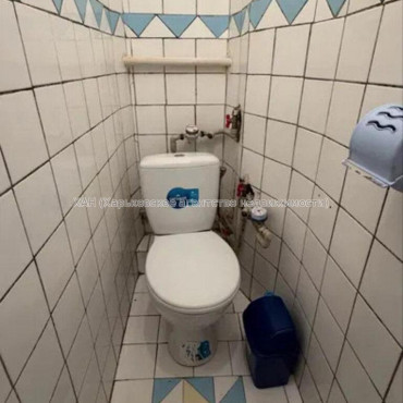 Продам квартиру, Бучмы ул. , 2 кім., 46 м², капитальный ремонт 