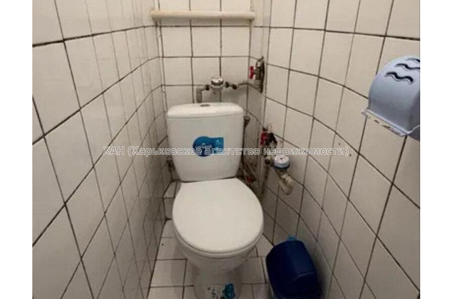 Продам квартиру, Бучмы ул. , 2 кім., 46 м², капитальный ремонт 