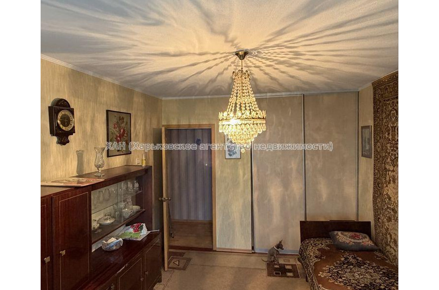 Продам квартиру, Бучмы ул. , 2 кім., 46 м², капитальный ремонт 