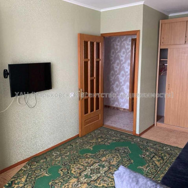Продам квартиру, Академика Павлова ул. , 3 кім., 65 м², косметический ремонт 