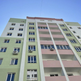 Продам квартиру, Героев Харькова просп. , 2  ком., 67.15 м², без ремонта