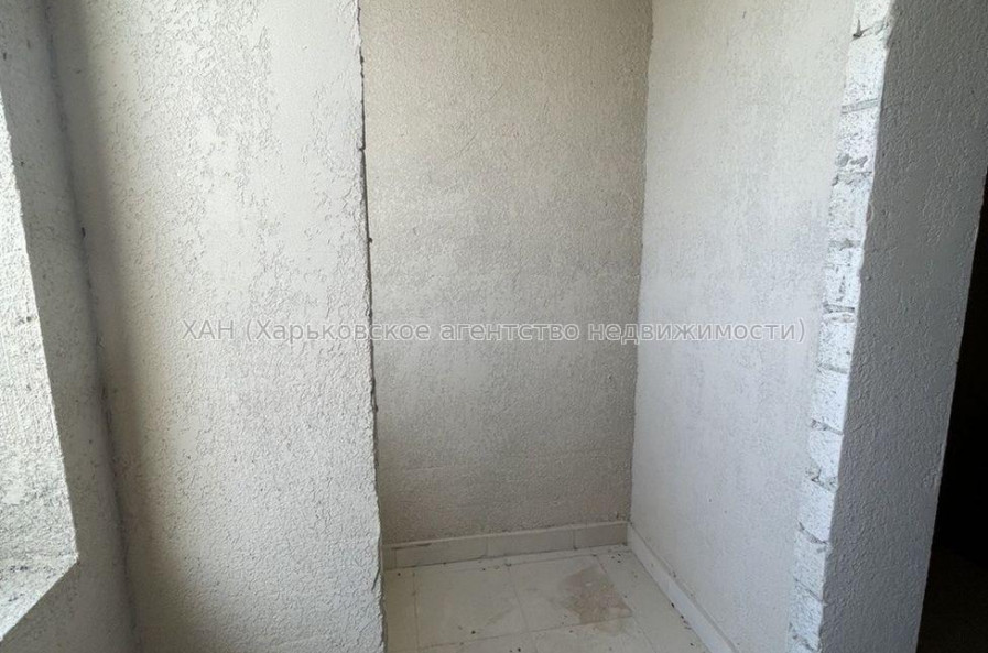 Продам квартиру, Героев Харькова просп. , 2  ком., 67.15 м², без ремонта 