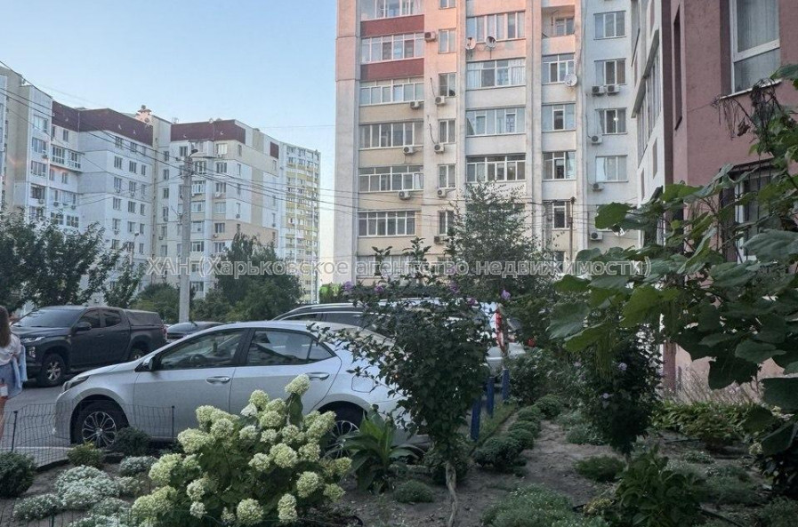 Продам квартиру, Героев Харькова просп. , 131Г , 1 кім., 38.70 м², косметический ремонт 