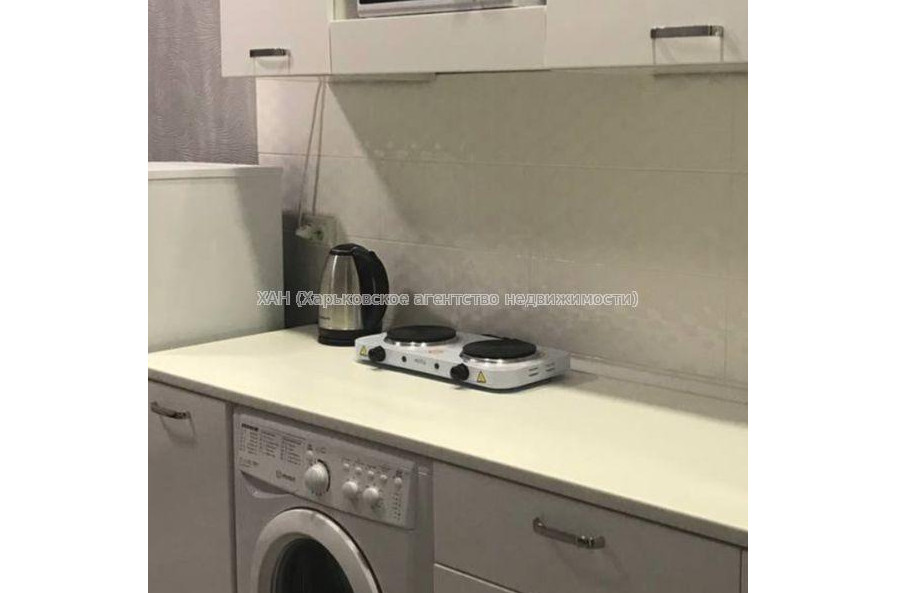 Продам квартиру, Салтовское шоссе , 1  ком., 18 м², евроремонт 