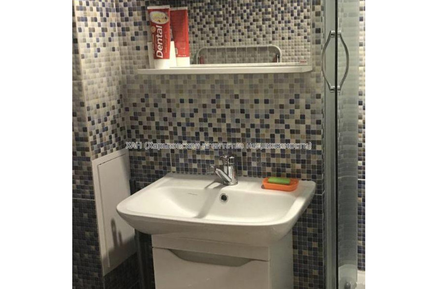 Продам квартиру, Салтовское шоссе , 1  ком., 18 м², евроремонт 