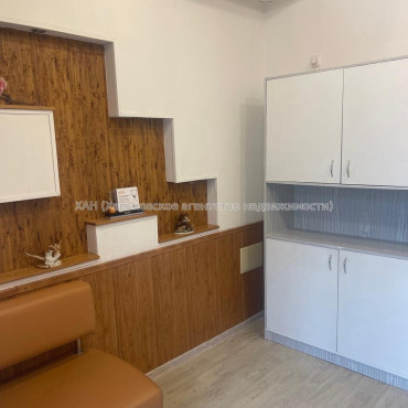 Продам квартиру, Героев Харькова просп. , 1 кім., 40 м², косметический ремонт 