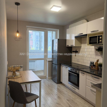 Продам квартиру, Мира ул. , 1 кім., 44 м², евроремонт 