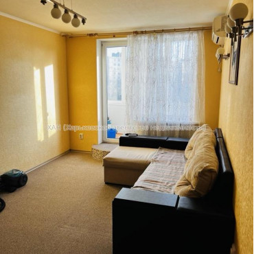 Продам квартиру, Непокоренных ул. , 29 , 1  ком., 33 м², капитальный ремонт 