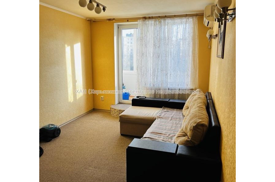 Продам квартиру, Непокоренных ул. , 29 , 1  ком., 33 м², капитальный ремонт 