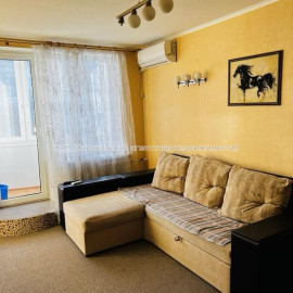 Продам квартиру, Непокоренных ул. , 29 , 1  ком., 33 м², капитальный ремонт