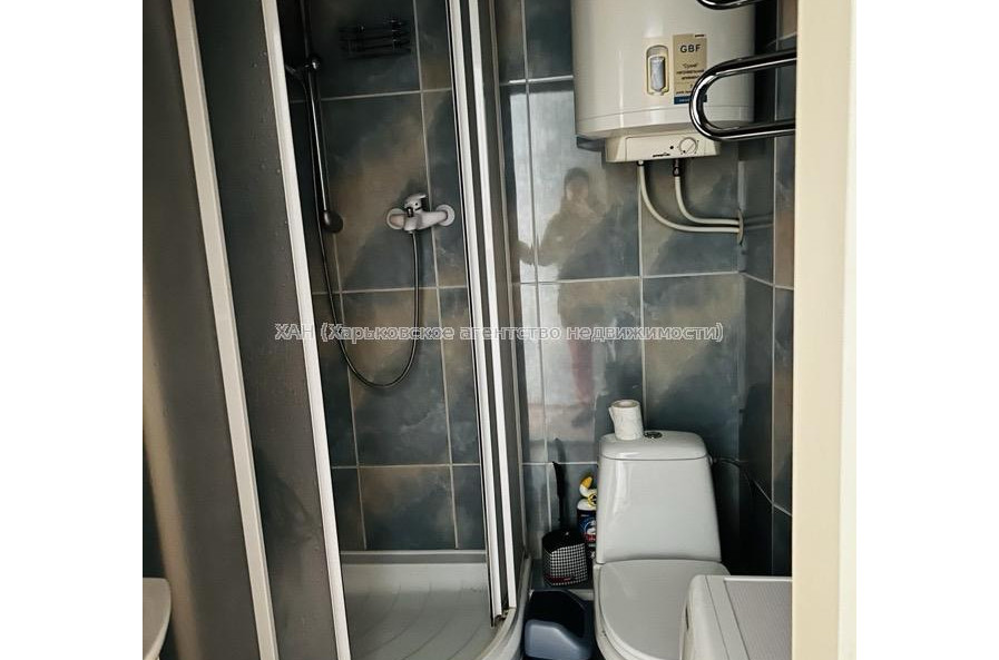Продам квартиру, Непокоренных ул. , 29 , 1  ком., 33 м², капитальный ремонт 
