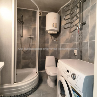 Продам квартиру, Непокоренных ул. , 29 , 1  ком., 33 м², капитальный ремонт 