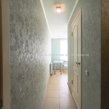 Продам квартиру, Непокоренных ул. , 29 , 1  ком., 33 м², капитальный ремонт 