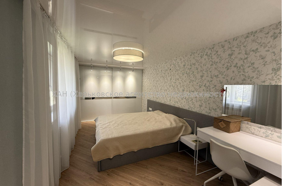 Продам квартиру, Марьинская ул. , 3  ком., 71.70 м², авторский дизайн 