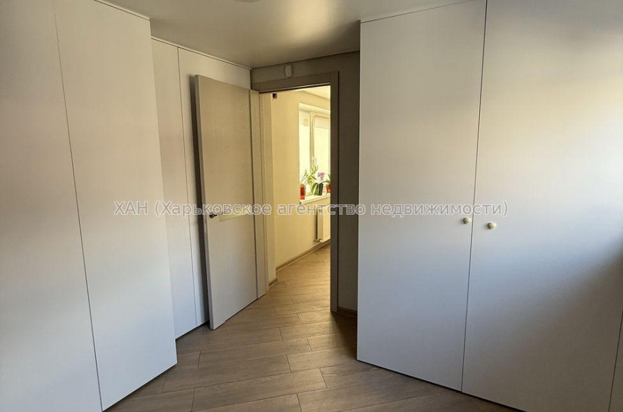 Продам квартиру, Марьинская ул. , 3  ком., 71.70 м², авторский дизайн 