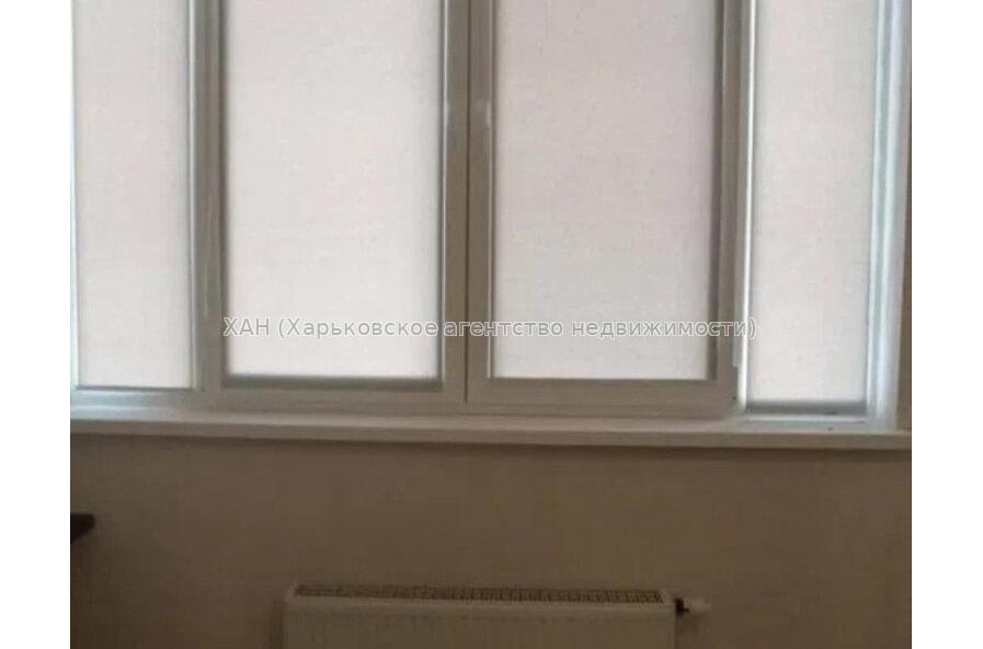 Продам квартиру, Драгоманова ул. , 1 кім., 42 м², капитальный ремонт 