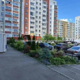 Продам квартиру, Драгоманова ул. , 1 кім., 42 м², капитальный ремонт 