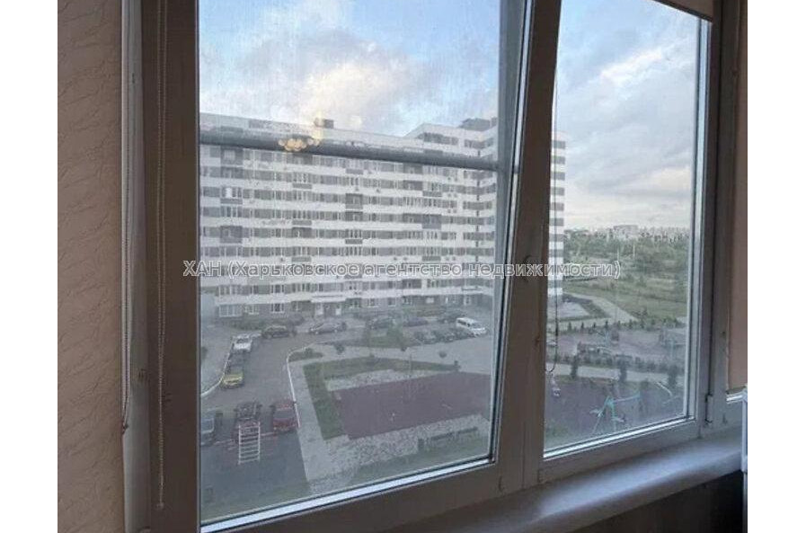 Продам квартиру, Героев Харькова просп. , 1  ком., 38.50 м², капитальный ремонт 
