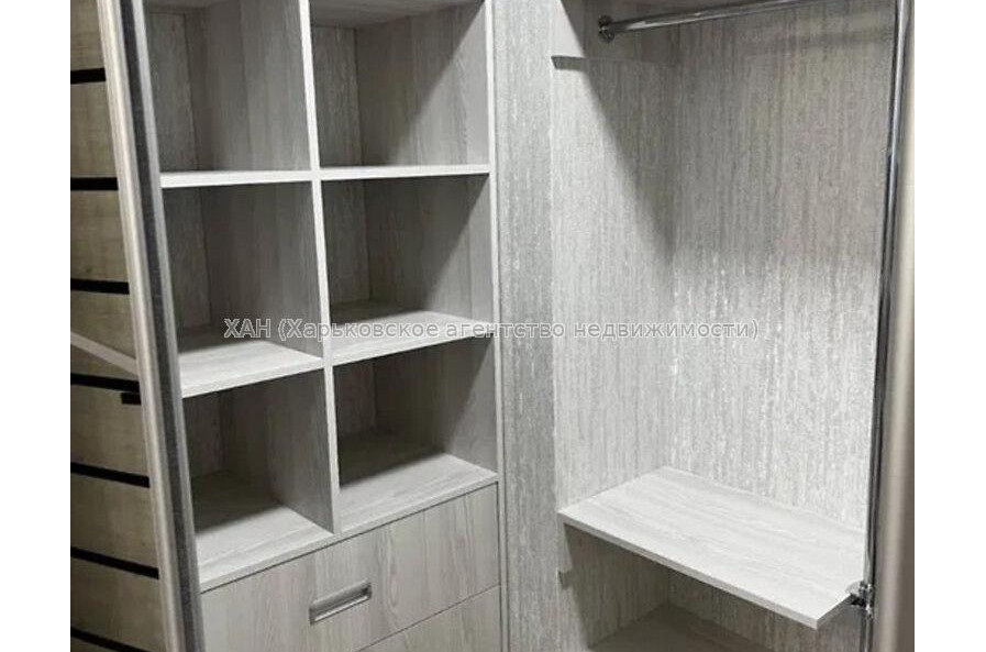 Продам квартиру, Героев Харькова просп. , 1  ком., 38.50 м², капитальный ремонт 