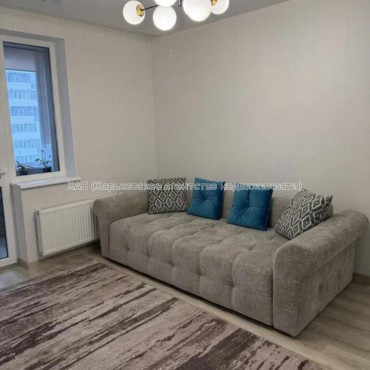 Продам квартиру, Героев Харькова просп. , 1  ком., 38.50 м², капитальный ремонт 