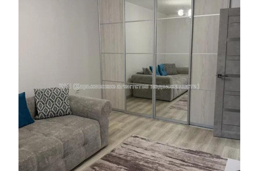 Продам квартиру, Героев Харькова просп. , 1  ком., 38.50 м², капитальный ремонт 