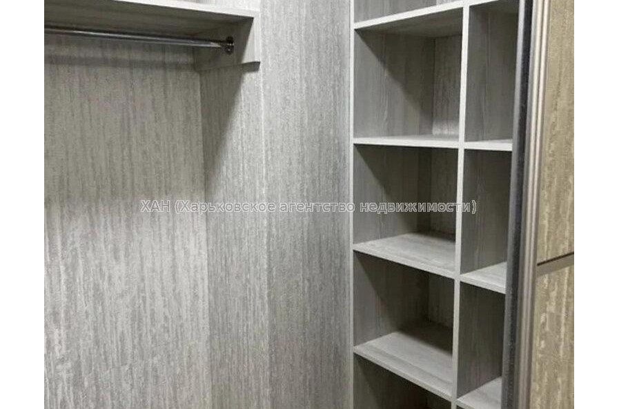 Продам квартиру, Героев Харькова просп. , 1  ком., 38.50 м², капитальный ремонт 