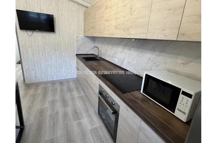 Продам квартиру, Героев Харькова просп. , 1  ком., 38.50 м², капитальный ремонт 