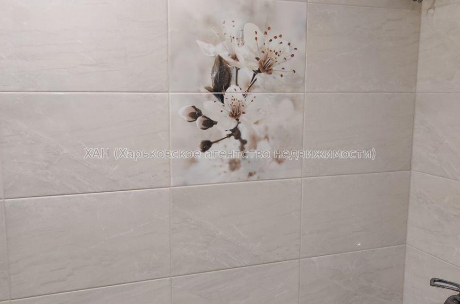 Продам квартиру, Каркача Ивана бульв. , 1  ком., 25 м², советский ремонт 