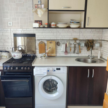 Продам квартиру, Каркача Ивана бульв. , 1  ком., 25 м², советский ремонт 