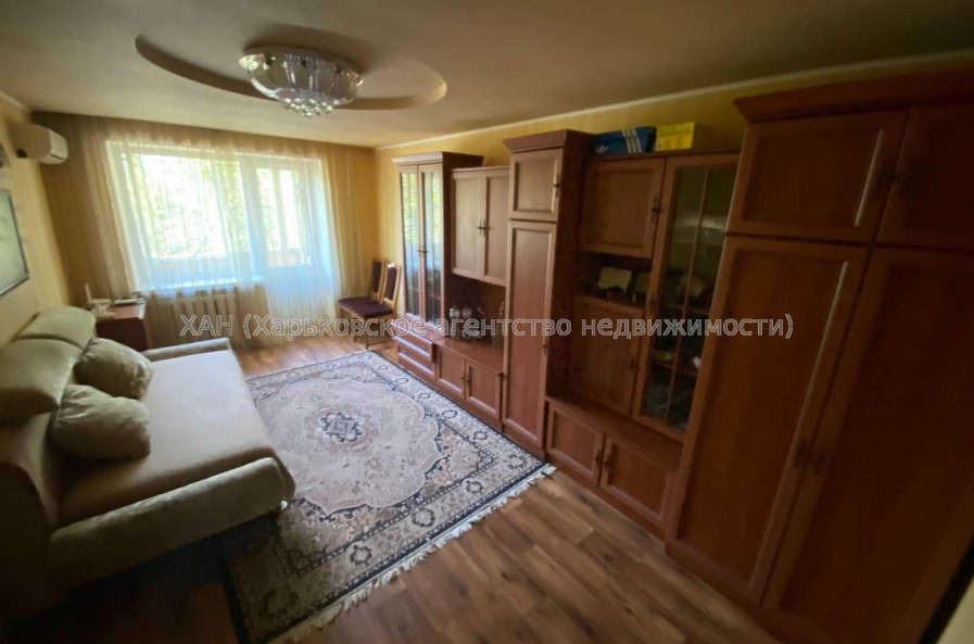 Продам квартиру, Ощепкова Андрея ул. , 2  ком., 44 м², косметический ремонт 