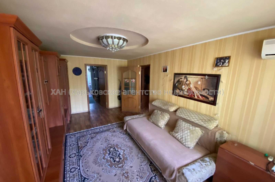 Продам квартиру, Ощепкова Андрея ул. , 2  ком., 44 м², косметический ремонт 