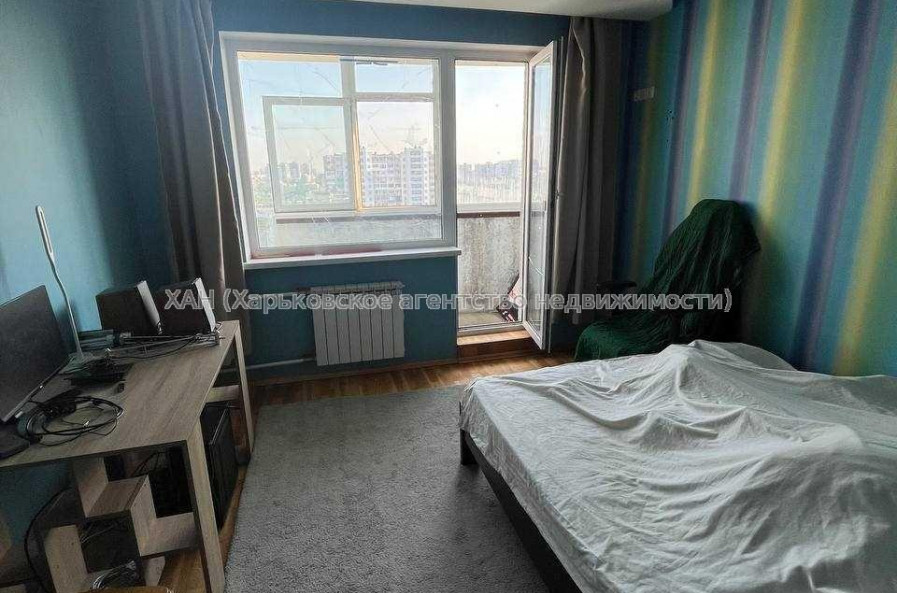 Продам квартиру, 4  ком., 52.80 м², авторский дизайн 