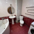 Продам квартиру, 4  ком., 52.80 м², авторский дизайн 