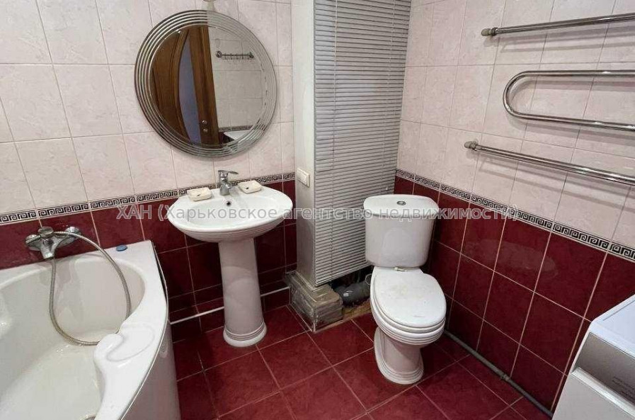 Продам квартиру, 4  ком., 52.80 м², авторский дизайн 